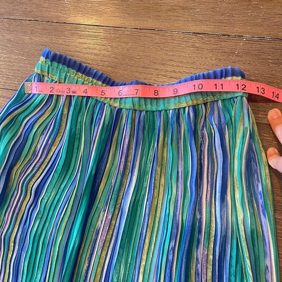 Vintage KORET Long Maxi Pleated Vertical Striped Skirt, Size SMALL - Picture 9 of 9